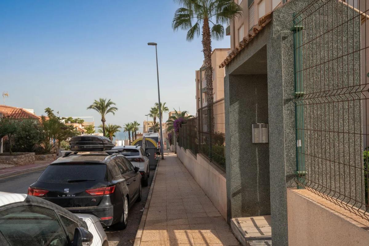 Продажа квартиры на Calle San Sebastián, Сакс
photo 2