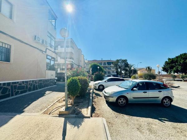 Estudio en venta en Avenida Robleda, 8, Torrevieja photo 4