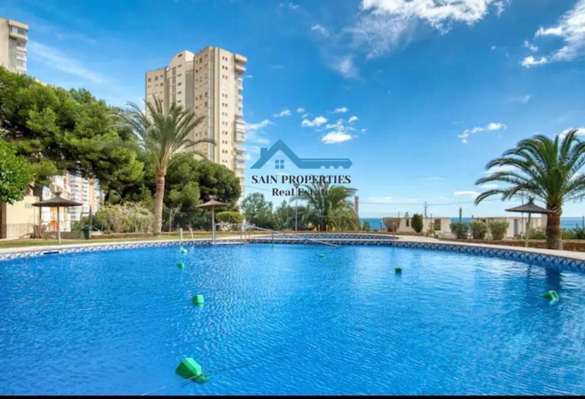 Venta de piso en Playa de Poniente, Benidorm
photo 1
