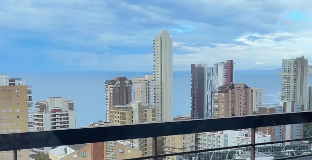 Sprzedaż mieszkania w Avenida Juan Fuster Zaragoza, 3, Benidorm
photo 1