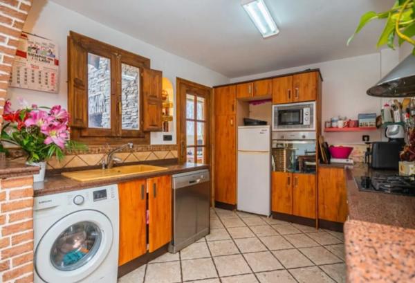 Penthouse for sale in  Pueblo Levante, Benidorm photo 3
