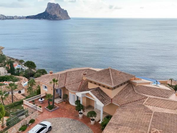 Wolnostojąca willa na sprzedaż w  Partida Maryvilla, 6, Calpe photo 1