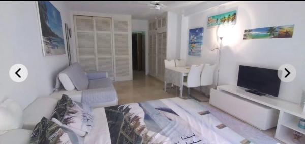 Studio for sale in Avenida del Mediterráneo, 41, Benidorm photo 1