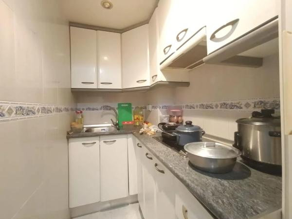Studio for sale in Pueblo Levante, Benidorm thumbnail 2