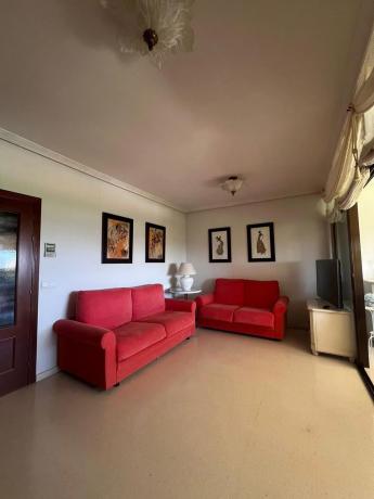 Piso en venta en  Avenida Murtal, 4, Benidorm photo 4