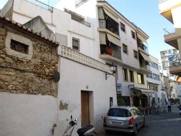 Detached villa for sale in  Calle del Mar, Calpe photo 1