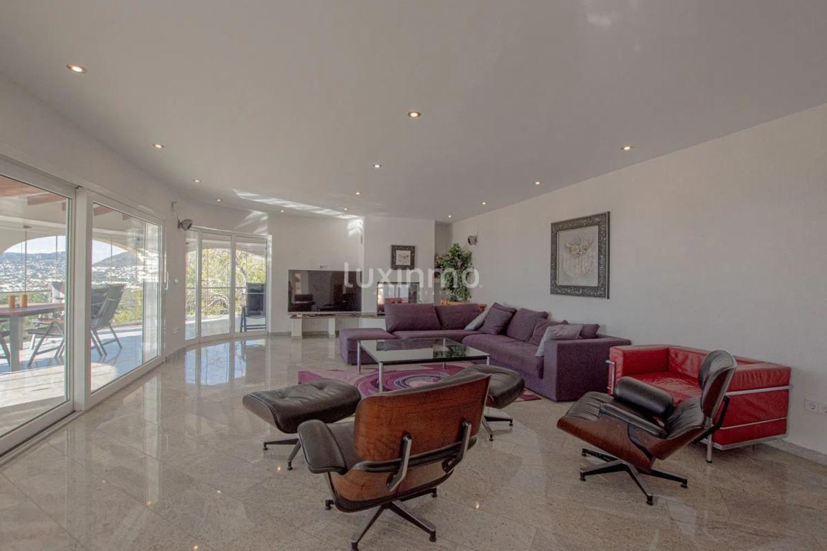 Properties for sale and rent in Spain photo 3