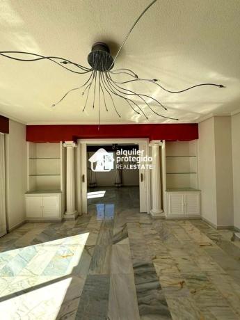 Дуплекс на продажу в Calle Laredo, Бенидорм photo 4