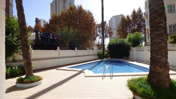 Piso en venta en Calle Gerona, Benidorm thumbnail 2