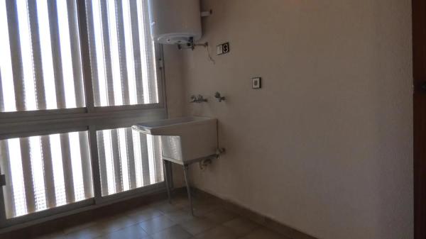 Piso en venta en  Calle Gerona, Benidorm photo 4