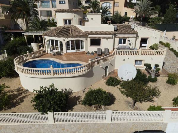 Detached villa for sale in  Calpe Pueblo, Calpe photo 2