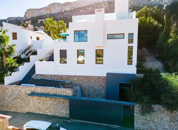 Detached villa for sale in  Partida Maryvilla, 58 C, Calpe photo 1
