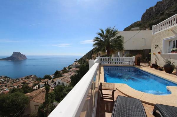 Detached villa for sale in  maryvilla, Calpe photo 1