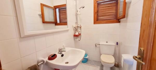 Chalet independiente en venta en  Barrio Zona Sierra Helada, Benidorm photo 3