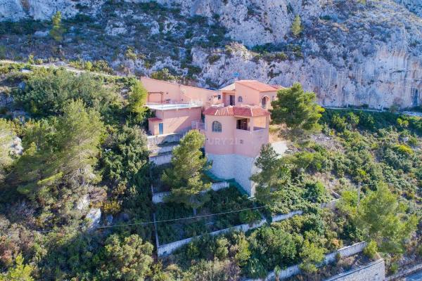Detached villa for sale in  Partida Maryvilla, 99 -53, Calpe photo 2