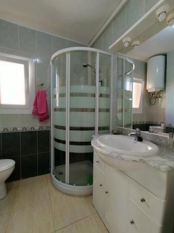 Apartment for sale in  Playa de Levante, Benidorm photo 3