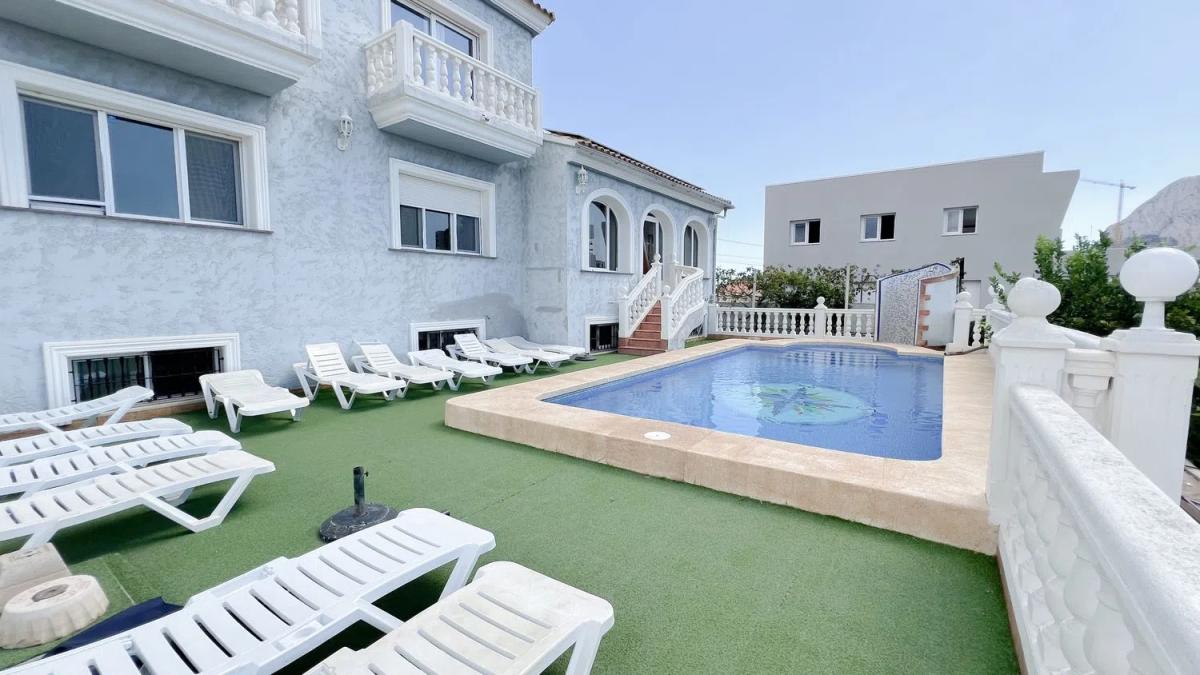 Sale of independent chalet in Partida Enchinent, Calpe
photo 2