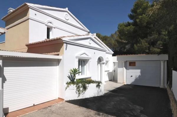 Chalet independiente en venta en Cometa-Carrió, Calpe photo 1