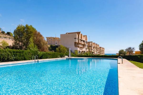 Piso en venta en Manzanera-Tosal, Calpe photo 1