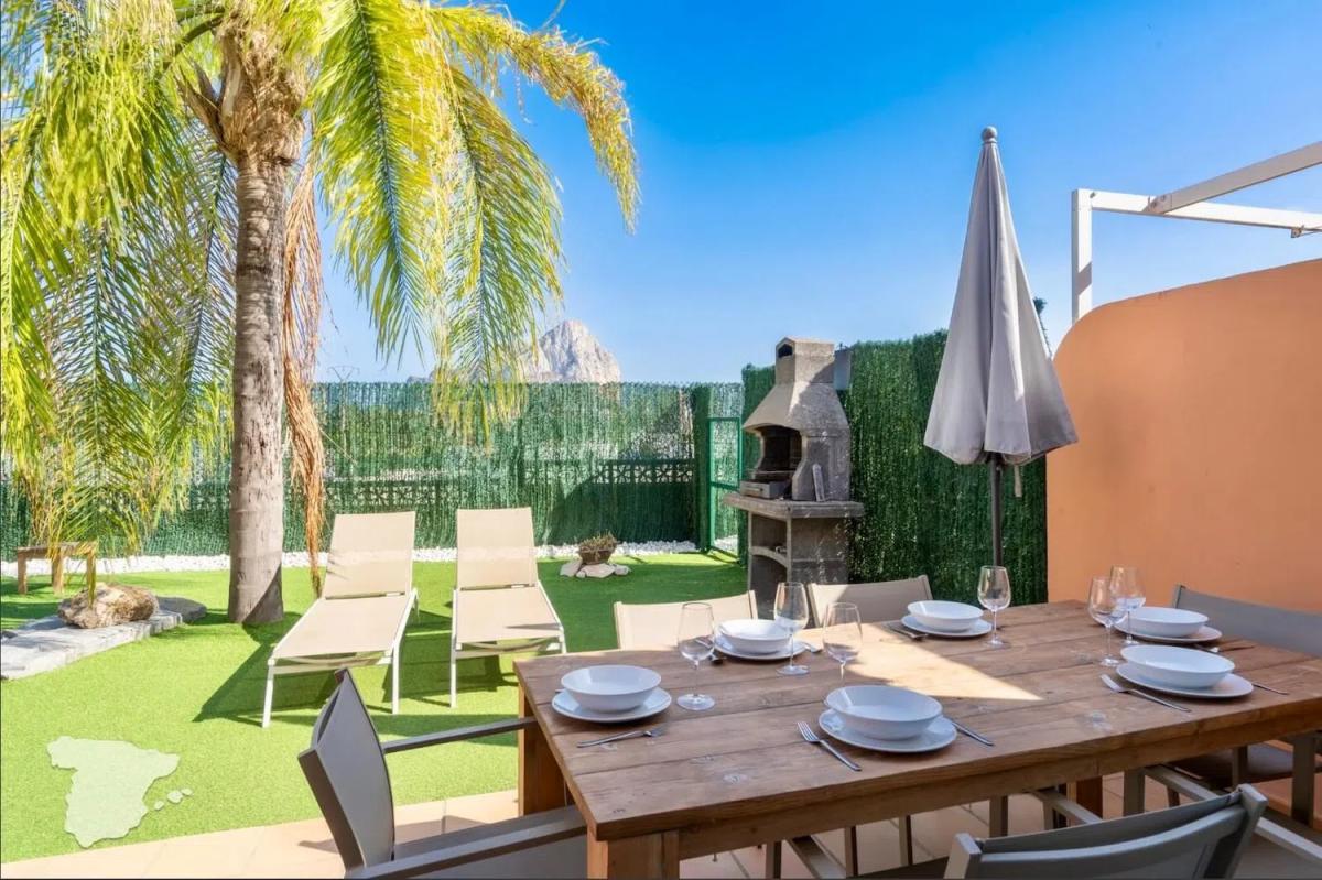 Sale of independent chalet in Partida las Salinas, 68, Calpe
photo 1
