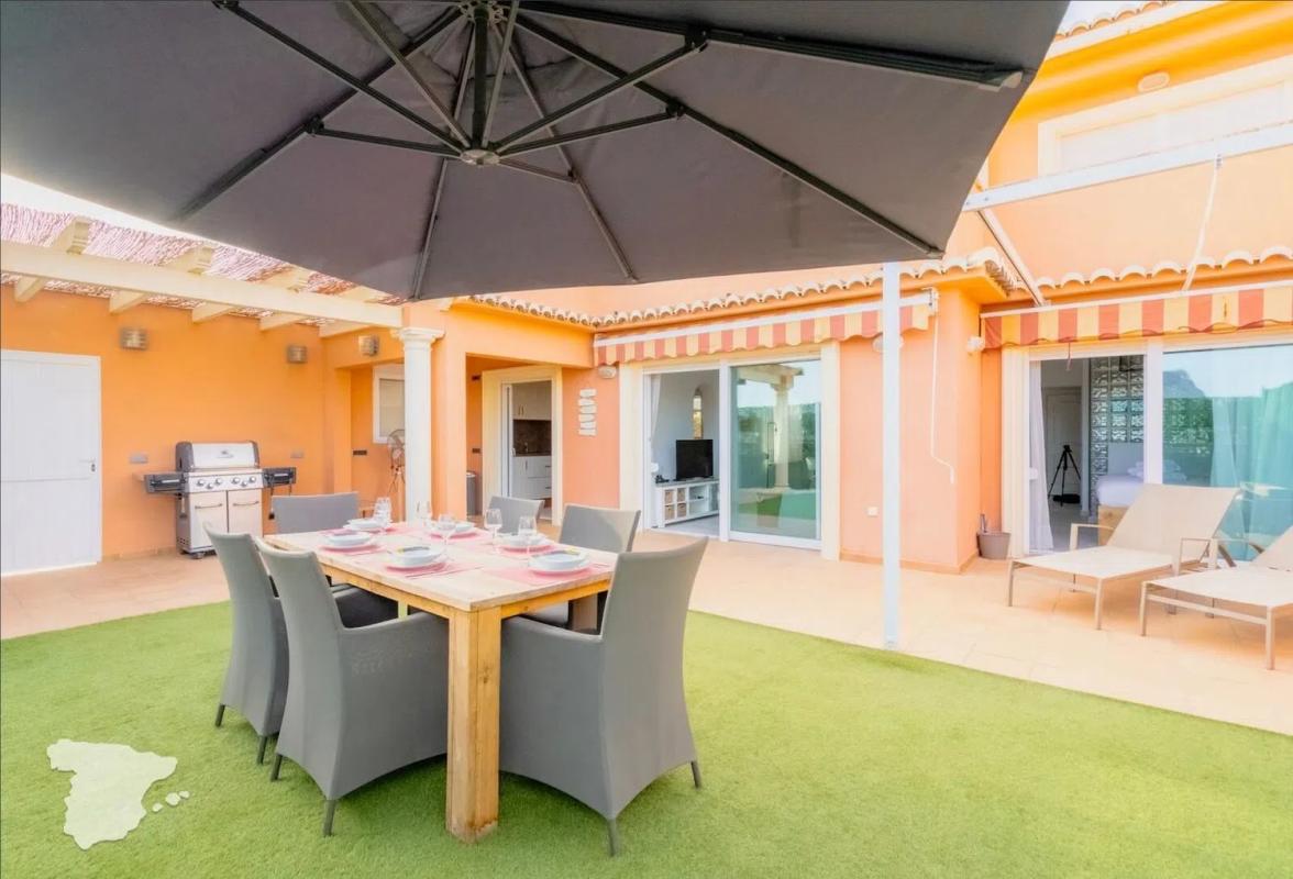 Sale of independent chalet in Partida las Salinas, 68, Calpe
photo 5