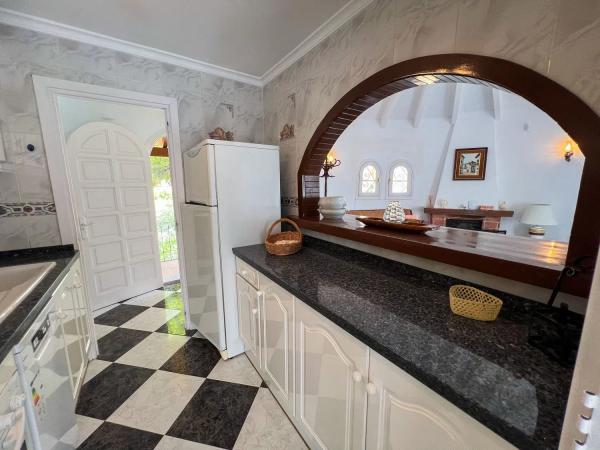 Detached villa for sale in  Partida Maryvilla s/n, Calpe photo 3
