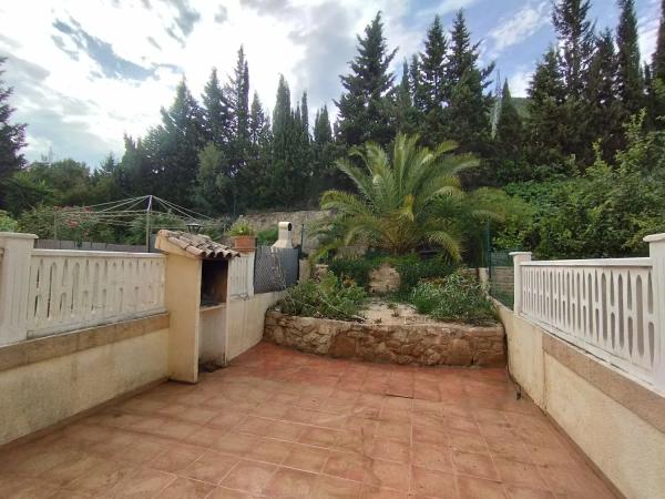 Detached villa for sale in  Urbanización Canuta de Ifach, Calpe photo 4