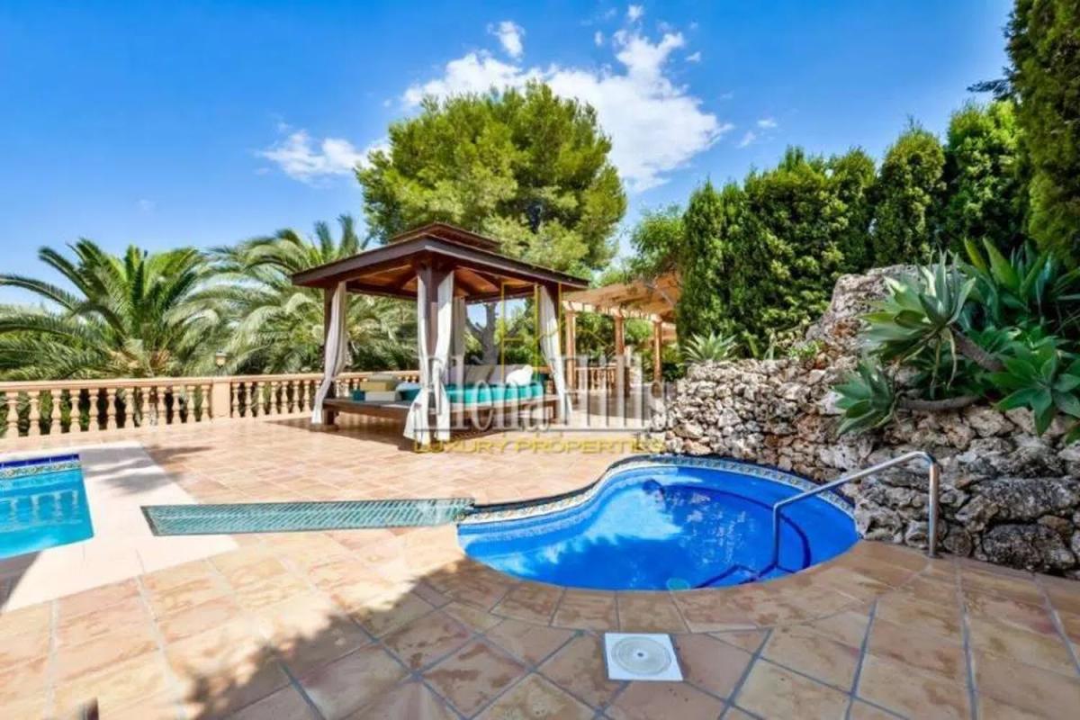 Sale of independent chalet in Urbanización Gran Sol, Calpe
 photo 2