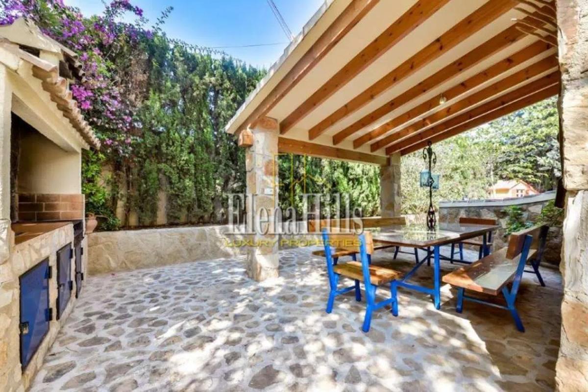 Sale of independent chalet in Urbanización Gran Sol, Calpe
 photo 3