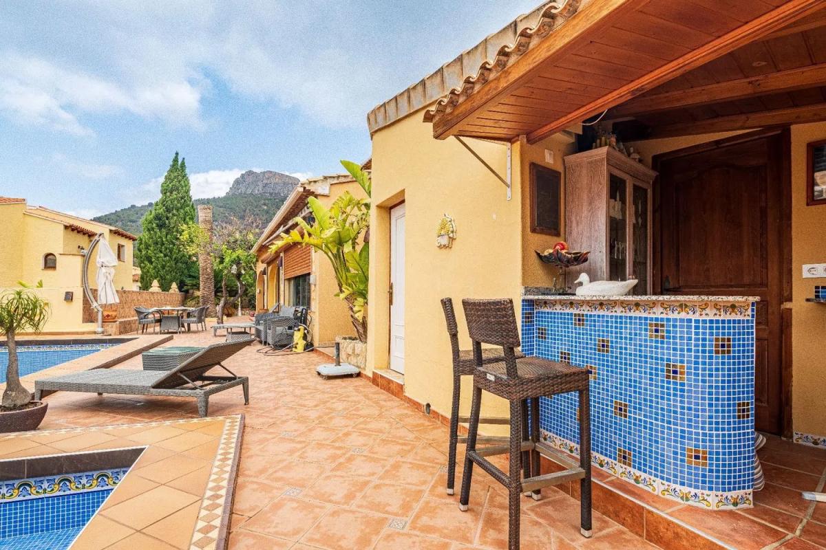 Sale of independent chalet in Calle San Fermín, Calpe
 photo 2