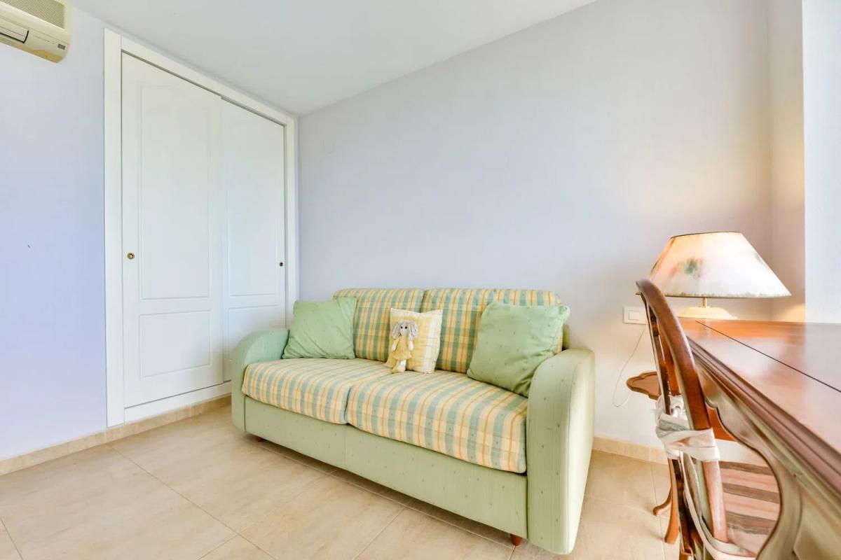 Penthouse sale in Calle María Jorro s/n, Calpe photo 4