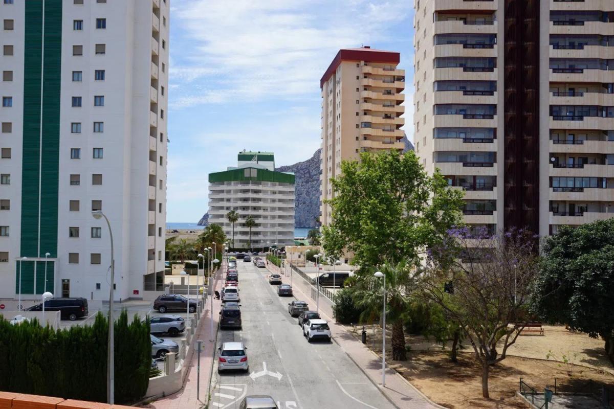 Sale of independent chalet in Playa de Fossa-Levante, Calpe
photo 3