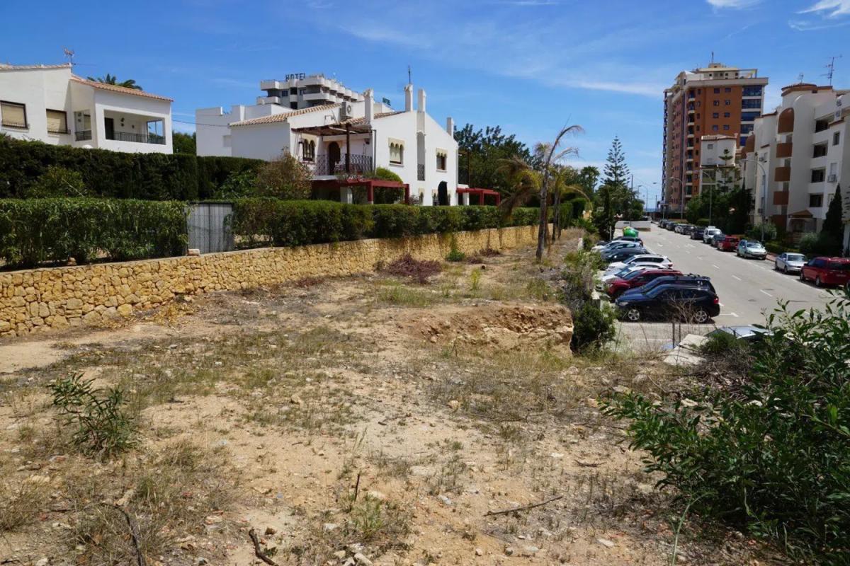 Sale of independent chalet in Playa de Fossa-Levante, Calpe
photo 5