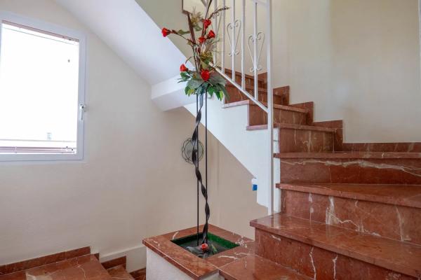 Detached villa for sale in  Avenida Juan Carlos I, 18, Calpe photo 4