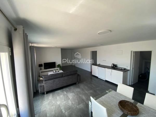 Detached villa for sale in Urbanización Canuta de Ifach, Calpe thumbnail 2