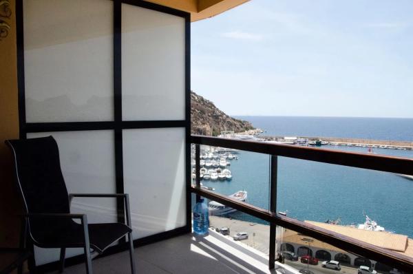 Apartment for sale in  Avenida del Puerto, Calpe photo 2