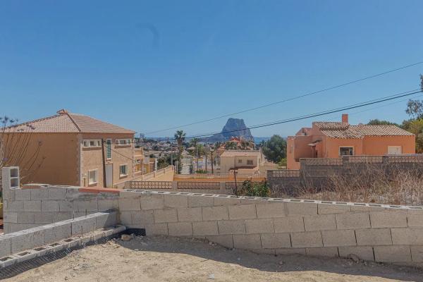 Detached villa for sale in  Urbanización Canuta de Ifach, Calpe photo 4