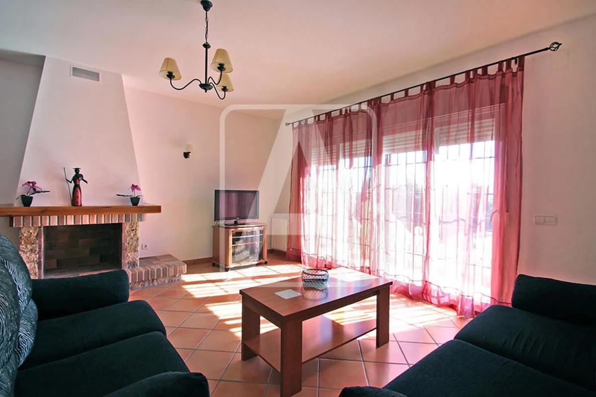Продажа отдельного шале в Oltamar-Cucarres, Кальпе photo 3