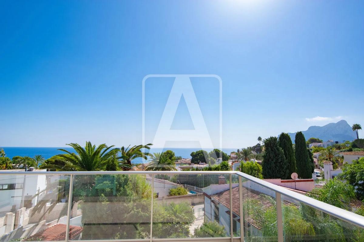 Sale of independent chalet in Cometa-Carrió, Calpe
 photo 2