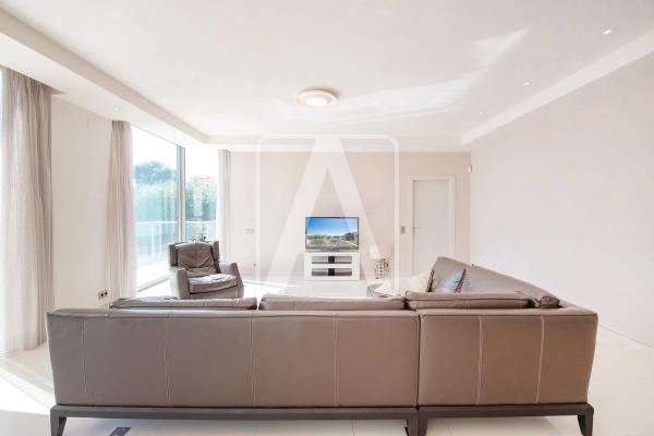 Detached villa for sale in  Cometa-Carrió, Calpe photo 3