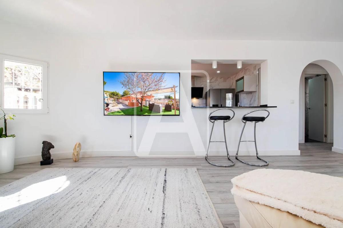 Sale of independent chalet in Cometa-Carrió, Calpe
photo 4