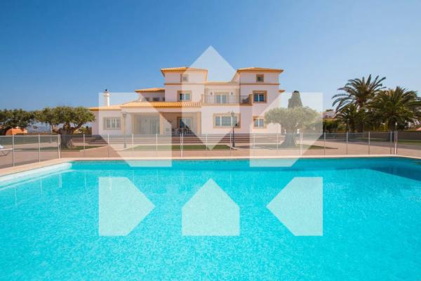 Detached villa for sale in  Urbanización Ortenbach, 9 --F, Calpe photo 1