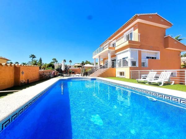 Detached villa for sale in  Cometa-Carrió, Calpe photo 1