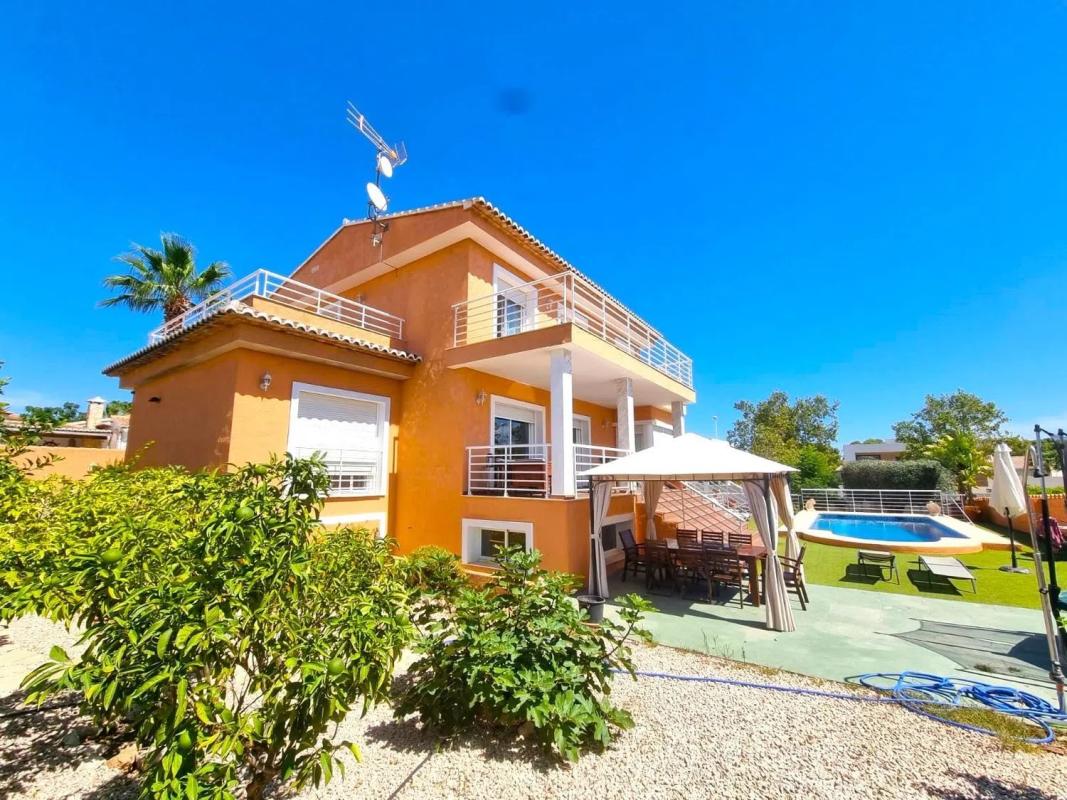 Sale of independent chalet in Cometa-Carrió, Calpe
 photo 2