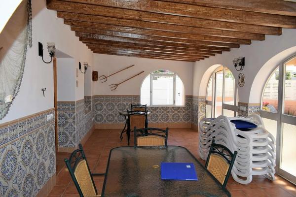 Wolnostojąca willa na sprzedaż w  Urbanización Canuta de Ifach, Calpe photo 4