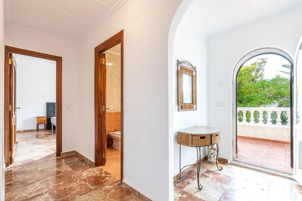 Sale of independent chalet in Partida Manzanera, Calpe
photo 3