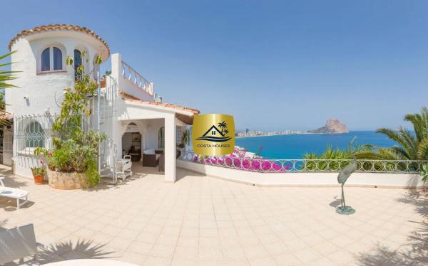 Wolnostojąca willa na sprzedaż w  maryvilla, Calpe photo 1