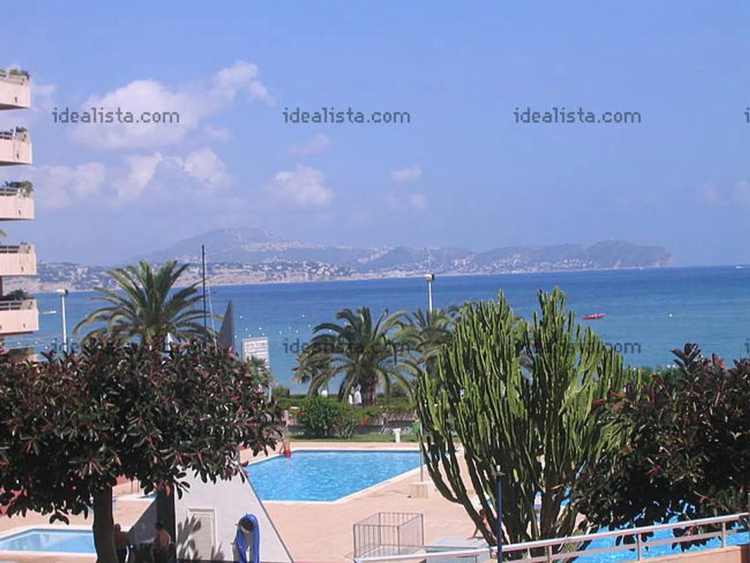 Sale of apartment in Calle Gibraltar, 6, Calpe
 photo 3