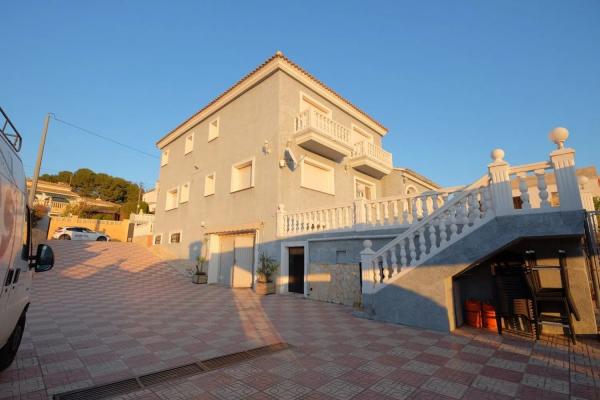 Wolnostojąca willa na sprzedaż w Cometa-Carrió, Calpe photo 1