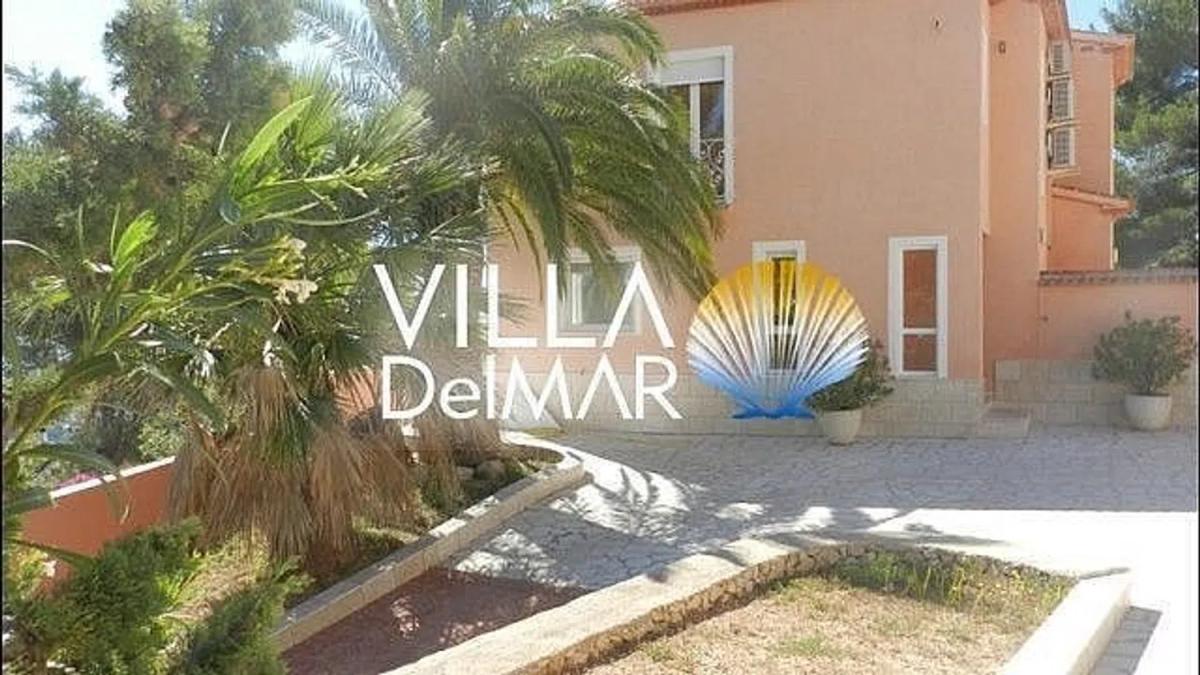 Sale of independent chalet in Calpe Pueblo, Calpe
photo 2